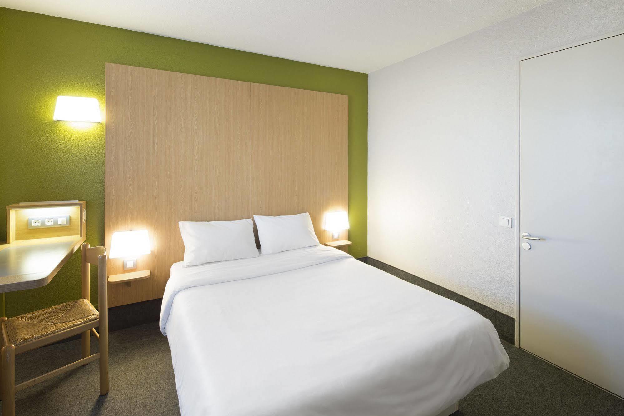 B&B Hotel Saint Malo Sud Экстерьер фото